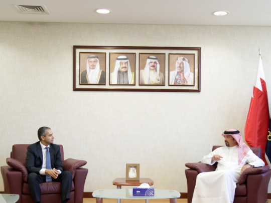 President of Customs receives EDB Chief Executive